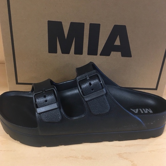 MIA Shoes - “Just in” Mia Black Contour Slides 👀🖤C